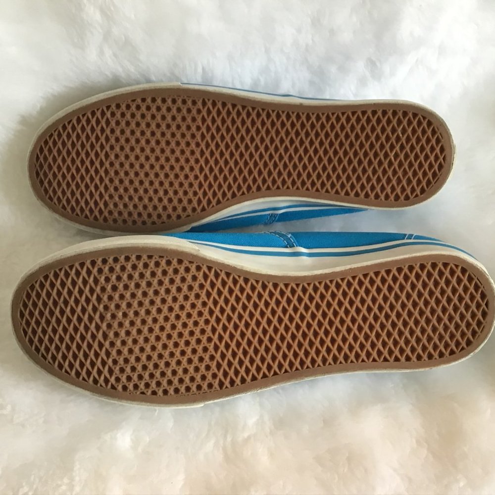 Vans Women's Turquoise Shoes - Picture 7 of 11
